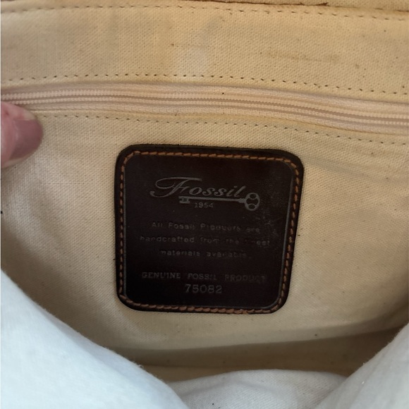 Fossil Brown Leather Woven Shoulder Bag Purse Boho Key Charm 90's Y2K Vintage - Picture 6 of 8